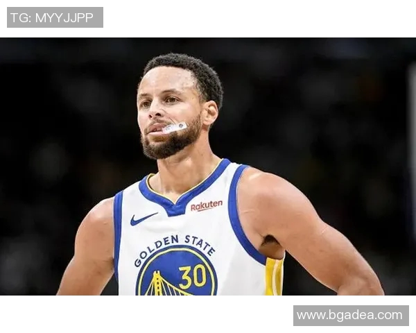 解说:勇士进步确实靠库里变异 他今天各种拿文班当瞄准镜&真挺累 解说:勇士进步确实靠库里变异 他今天各种拿文班当瞄准镜&真挺累